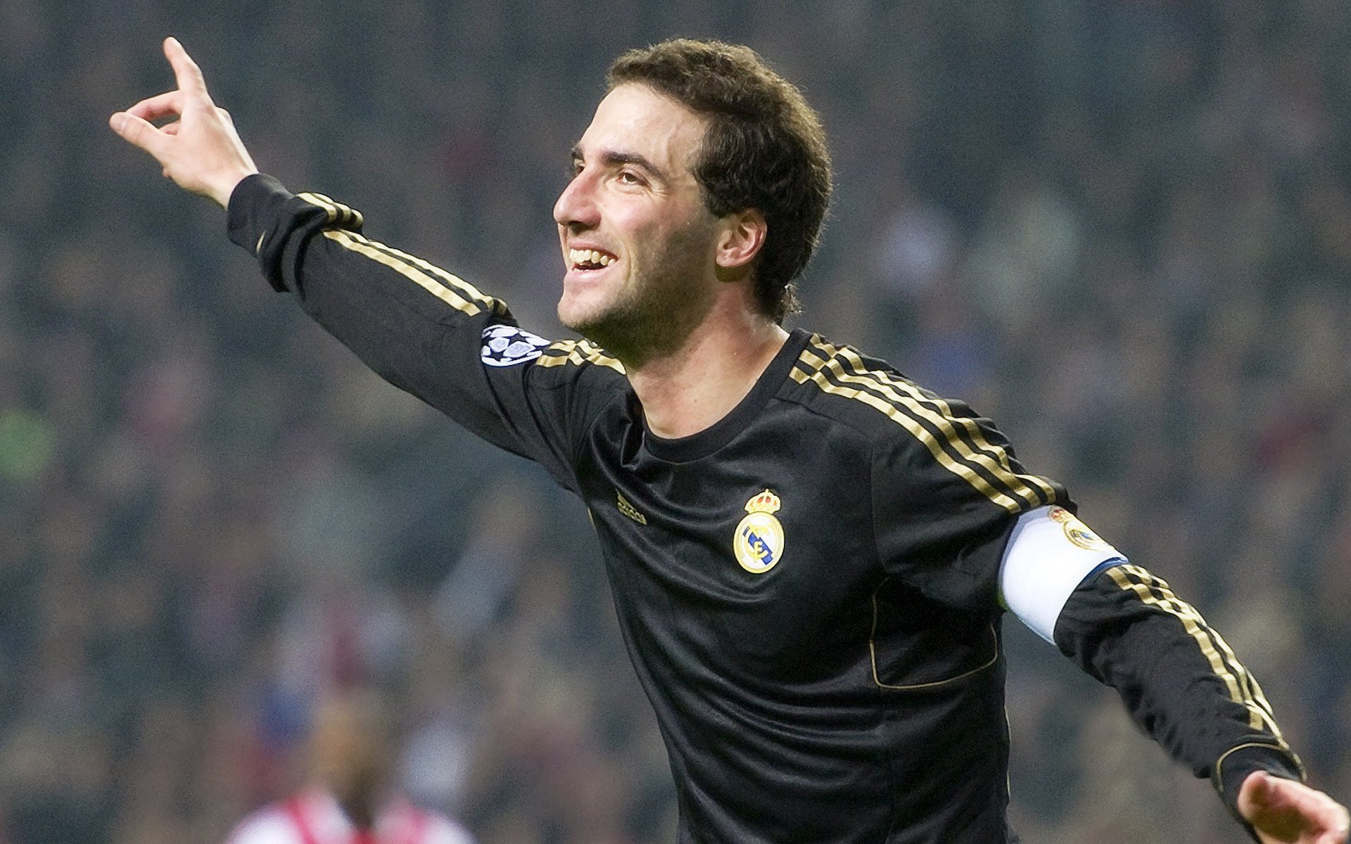 英超冠军争夺进入白热化